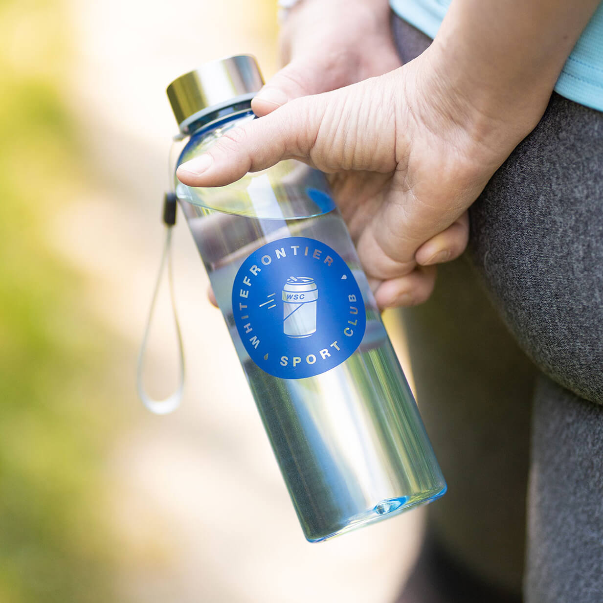 Gourde d'eau en plastique recyclé