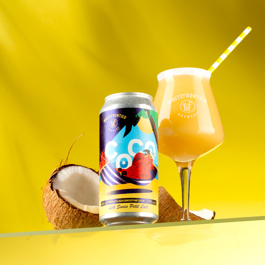 la coco avec un verre et une paille- Bière