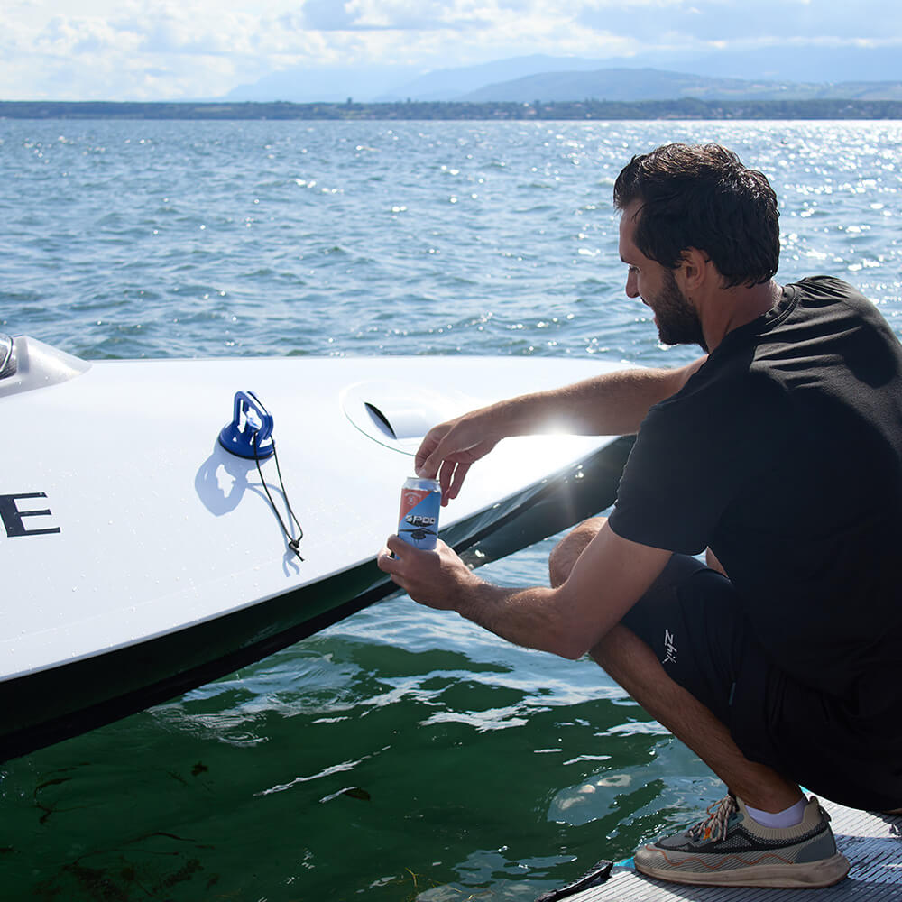 baptême du bateau avec une bière sp80