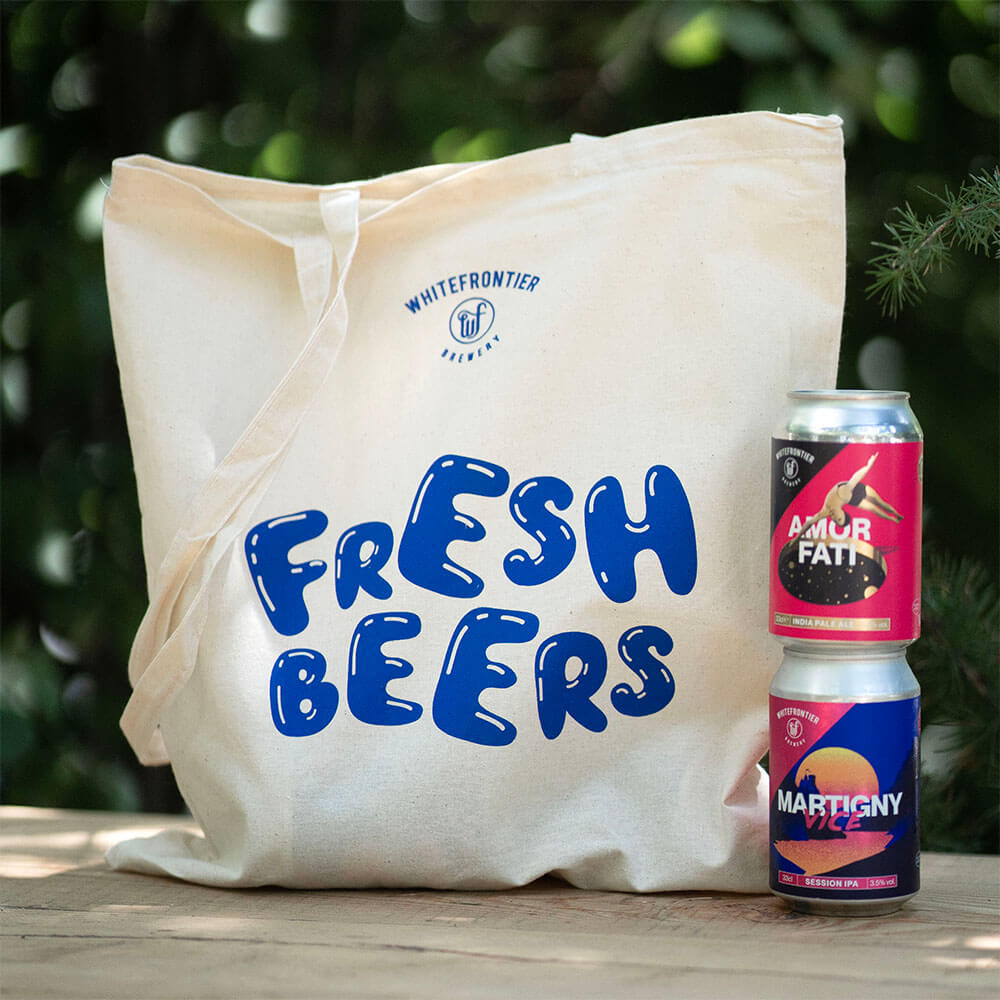 Totebag coton boîologique freshbeers bleu avec deux canettes de bières