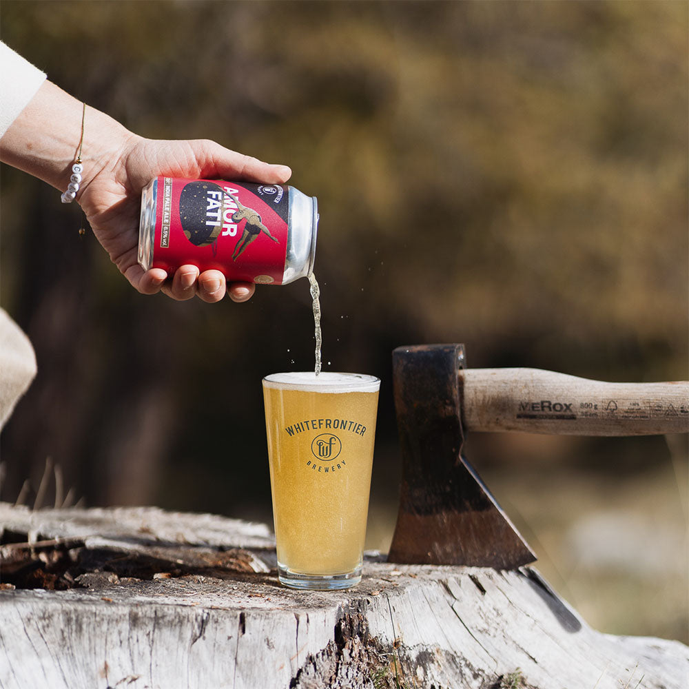 whitefrontier-amorfati-raclette-hache-verre