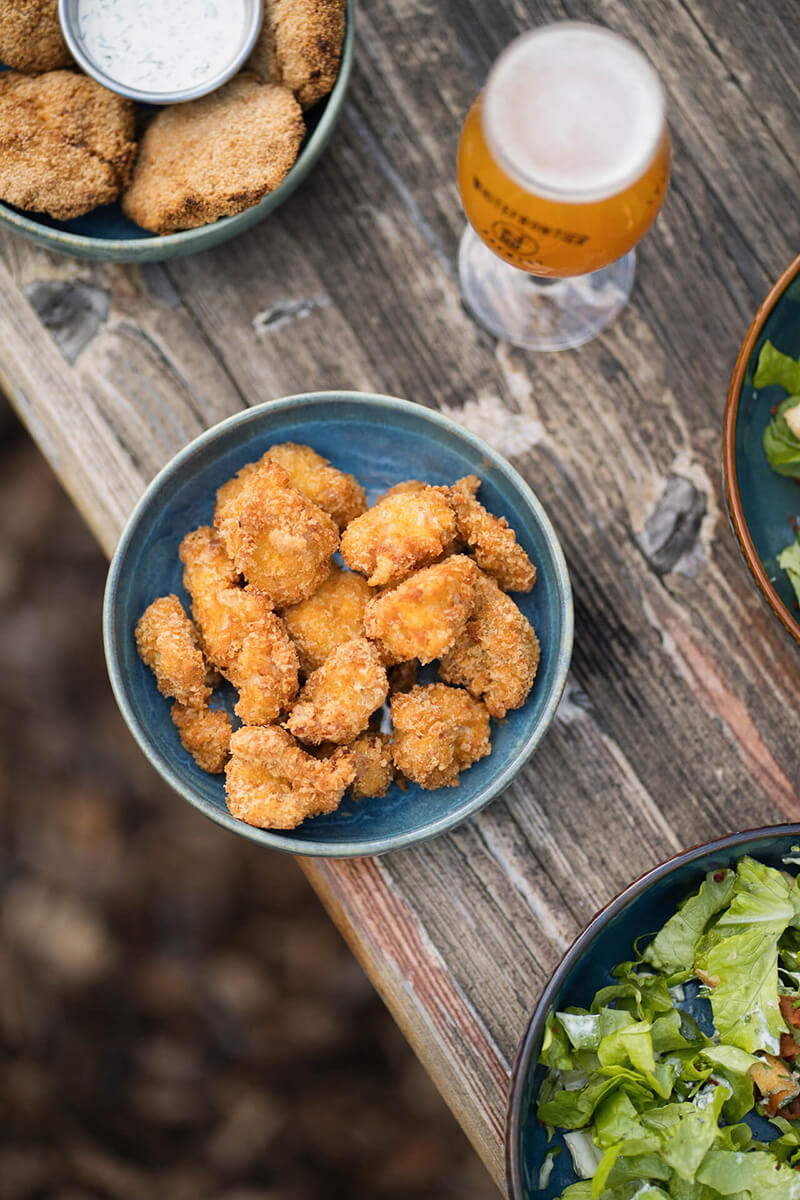 Nuggets-nachos-salade-falafel-Whitefrontier